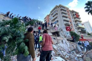 İzmir’deki depremzedelerden ‘sosyal’ çağrı… Sosyal konut olanaklarının bize de sunulmasını beklerdik