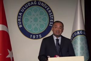 Adalet Bakanı Bozdağ Bursa’da… Uludağ Üniversitesi’nin akademik yılı açılışında konuşuyor (CANLI)