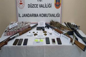 Düzce Jandarması’ndan uyuşturucuya 18 gözaltı