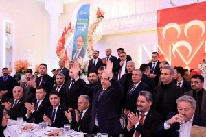 MHP’li Özdemir’den Kayseri Talas’a övgü